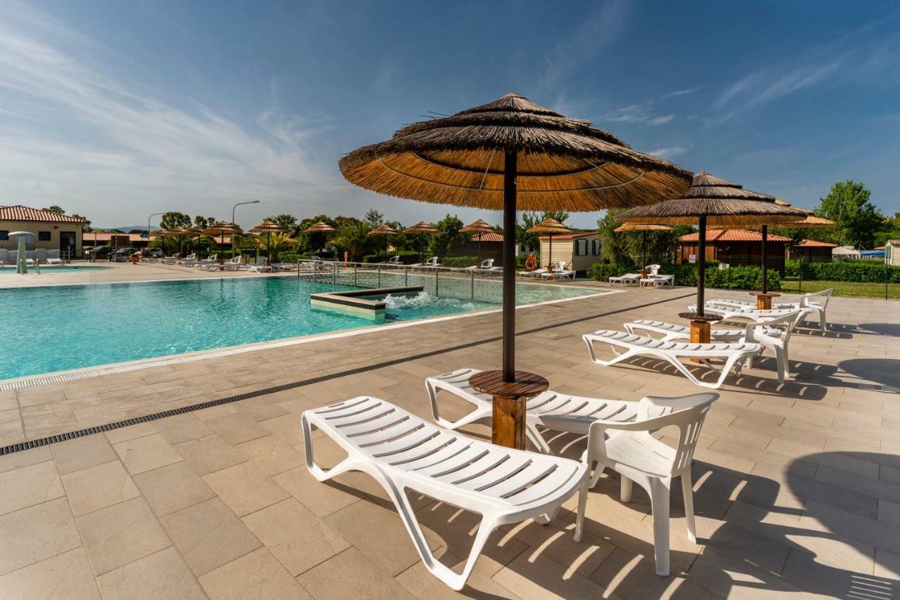Hotel Il Veliero Follonica Exterior foto